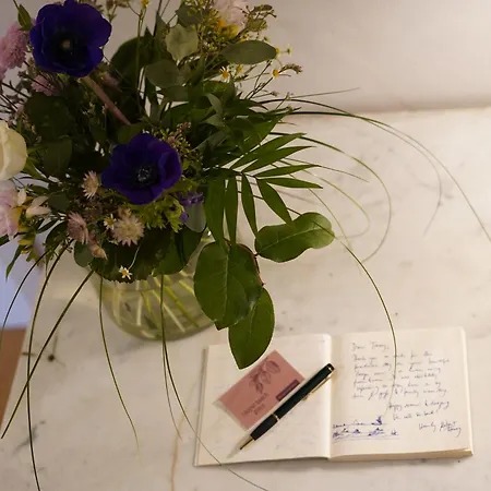 Copper Beech Place Apartment